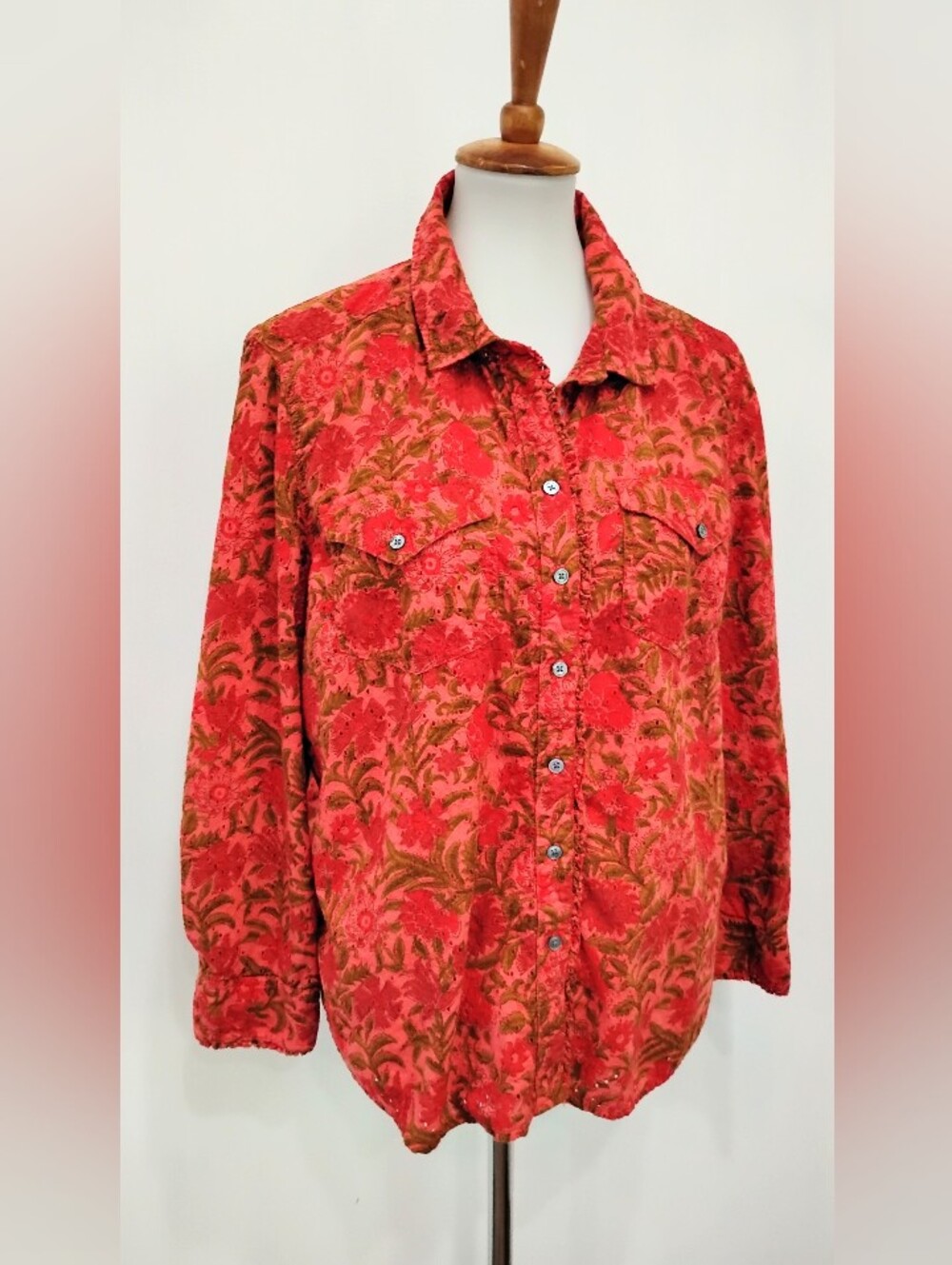 SUNDANCE EYELET LACE BLOUSE - Picture 3 of 9